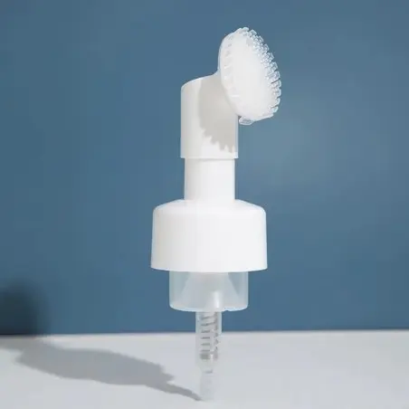 Flacon pompe moussante PET avec tête brosse douce en silicone - Fatipack Group Emballage Maroc