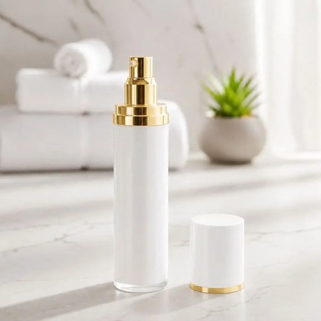 Flacon Airless Acrylique Blanc Luxe – Pompe Dorée - Fatipack Group Emballage Maroc
