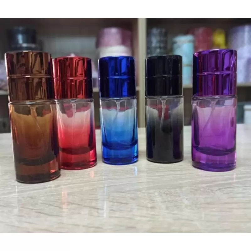 https://fatipack.com/161-large_default/flacon-de-parfum-rond-en-verre-semi-color-avec-vaporisateur.webp