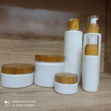 Gamme d'emballage de luxe en plastique bambou cosmétiques Maroc